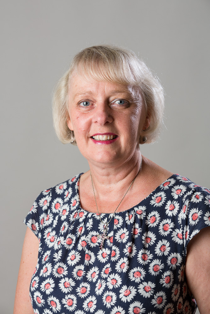 Headshot IMG_C22366_low res